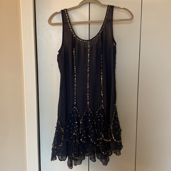 Navy blue flapper-style dress with gold sequins - Picture 3 of 5